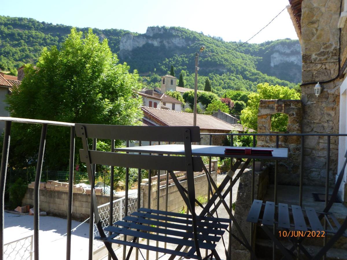 Maison De Village Saint-Paul-des-Fonts Екстериор снимка