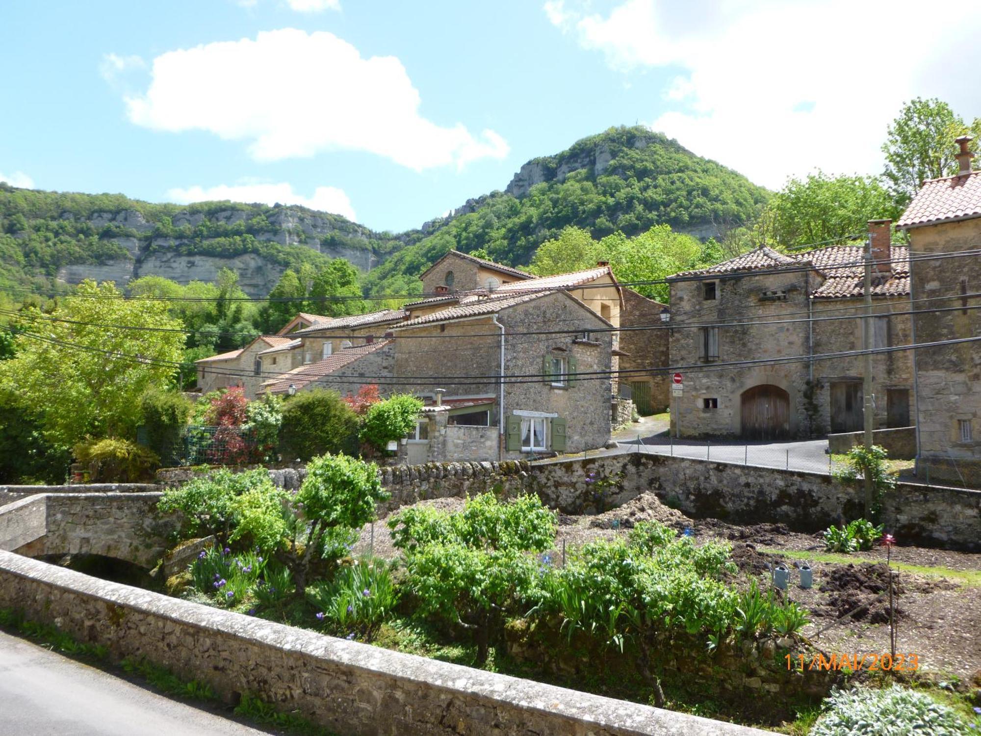 Maison De Village Saint-Paul-des-Fonts Екстериор снимка